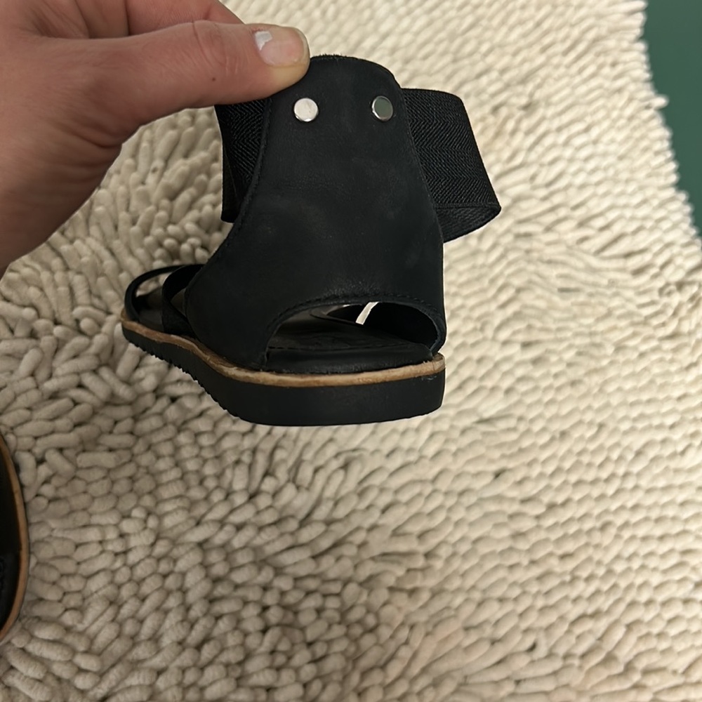 Sorel Ella Elastic Ankle Strap Sandals - Picture 6 of 7